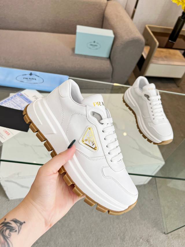 Prada couple's style for sale... Upgraded version of the hottest new style of th Prada couple's style for sale... Upgraded version of the hottest new style of th