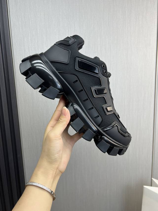 Factory Price: Prada: Latest Dad Shoe Series: Material: Imported space cotton +
