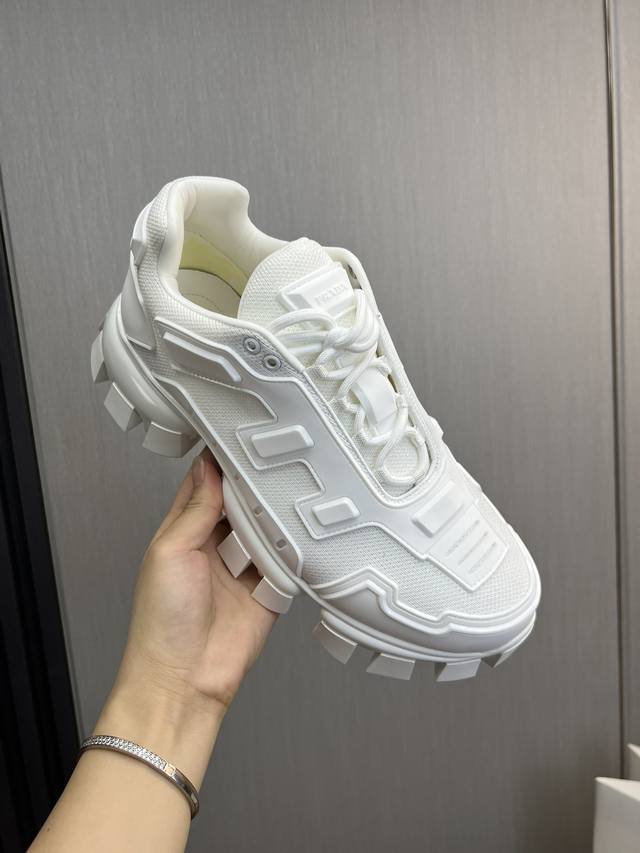 Factory Price: Prada: Latest Dad Shoe Series: Material: Imported space cotton +
