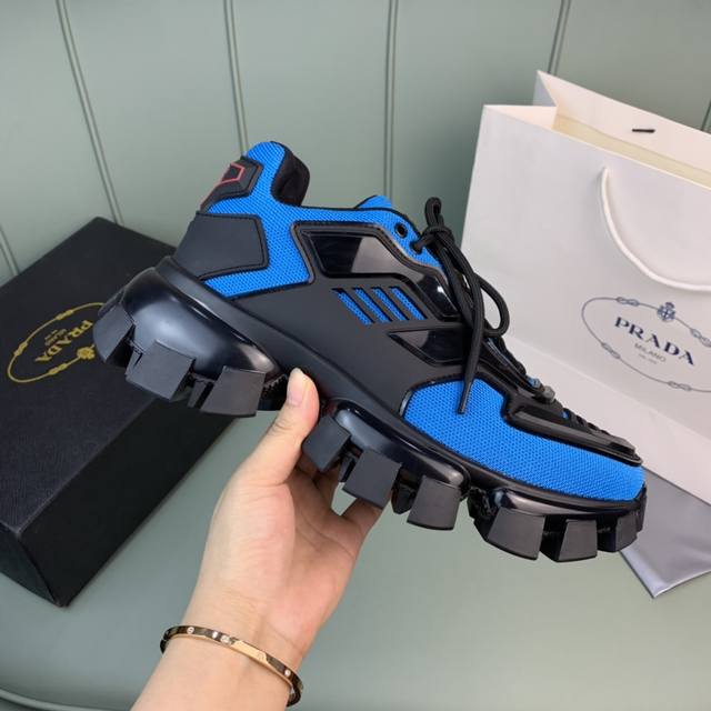Factory Price: Prada: Latest Dad Shoe Series: Material: Imported space cotton +
