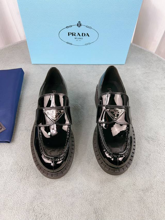 Prada classic loafers, top-quality version! Original molded buckles, will never