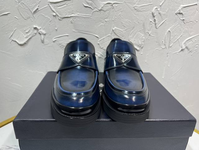 Prada Derby 2025 Spring New Arrival, Prada Distressed Retro Loafers, British Sty