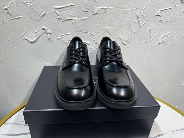 Prada Derby 2025 New Spring Arrival, British Style Business Shoes, Top-Quality T