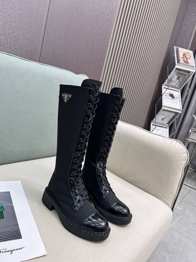 2670Sss Highly Recommended: Prada's Latest Long Boots! A popular style from the