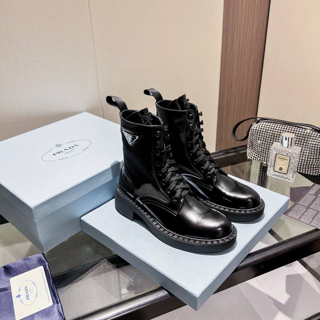 Top-tier Sss releases the Prada ankle boot series 1 Ddd. The "Dream City Never S