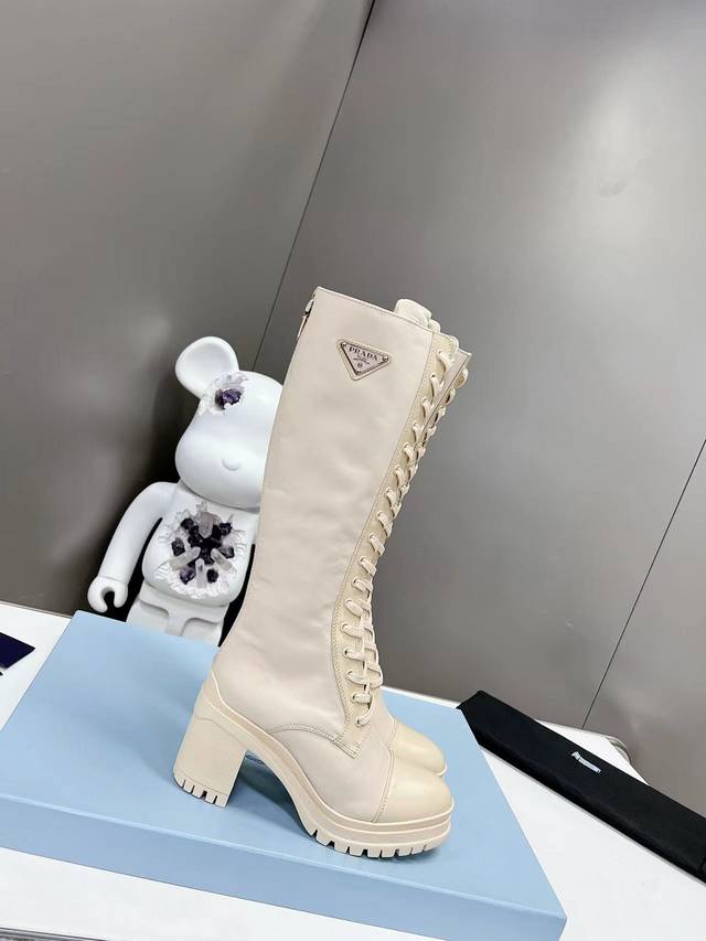 Sss Re-launched Prada's Newest Boot Longest Style Prada Spring Early Show Runway