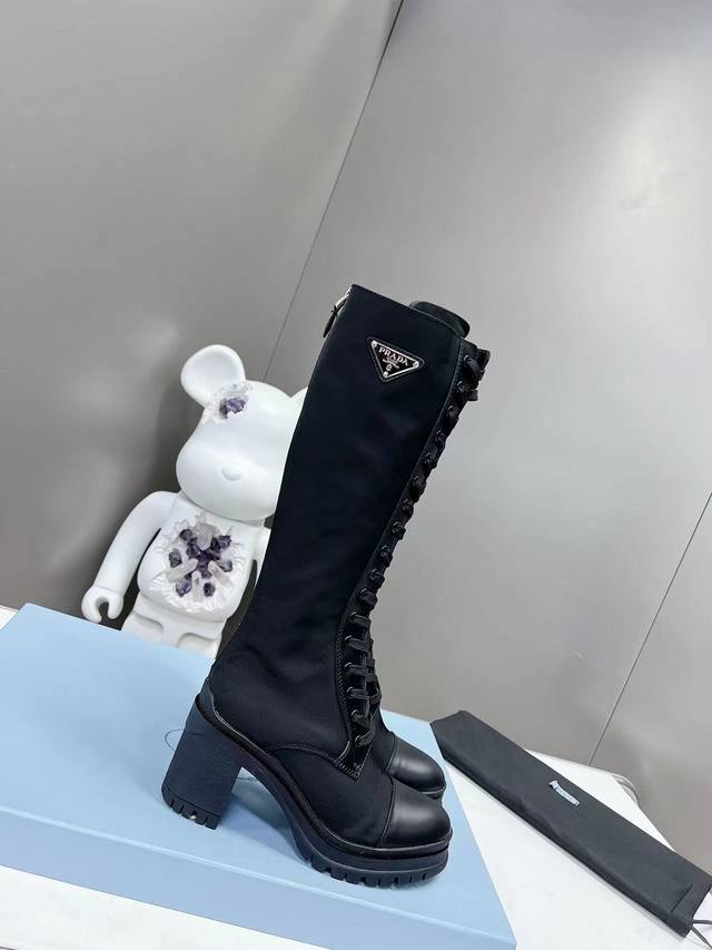 Sss Re-launched Prada's Newest Boot Longest Style Prada Spring Early Show Runway