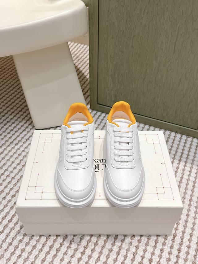 Couple Style Men's 10 Platform Shoes New Series Launch A must-have for fashionis