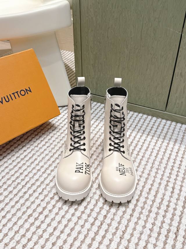 High-quality Louis Vuitton Graffiti Series Couple Boots with Side Zipper Lace-up