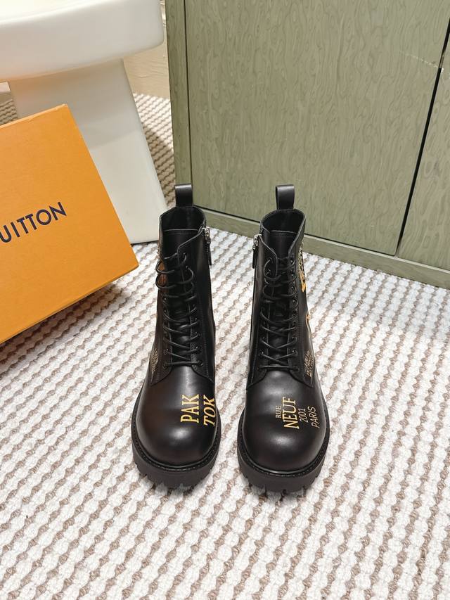 High-quality Louis Vuitton Graffiti Series Couple Boots with Side Zipper Lace-up