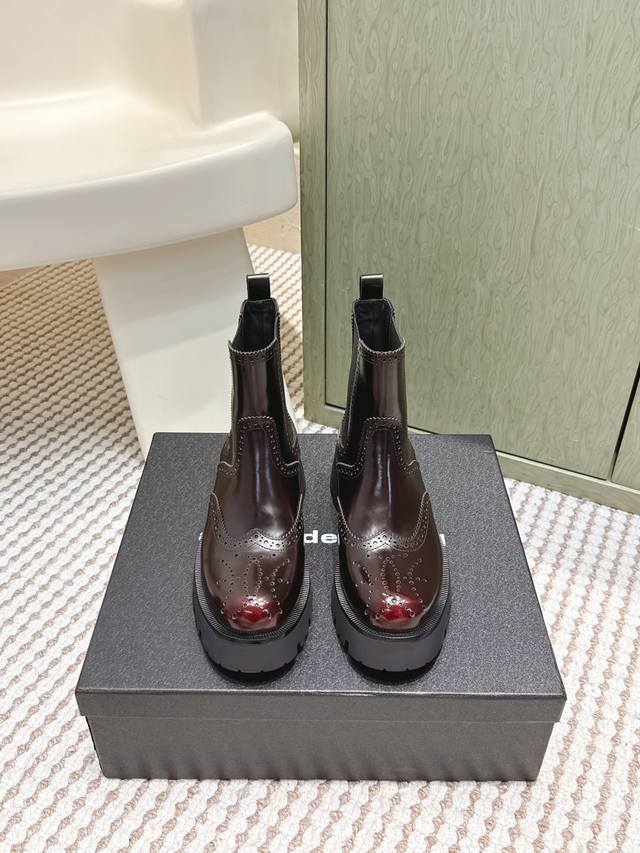 High-quality Alexander Wang 2025 Fall/Winter Carter Platform Boots (Retailer Ite