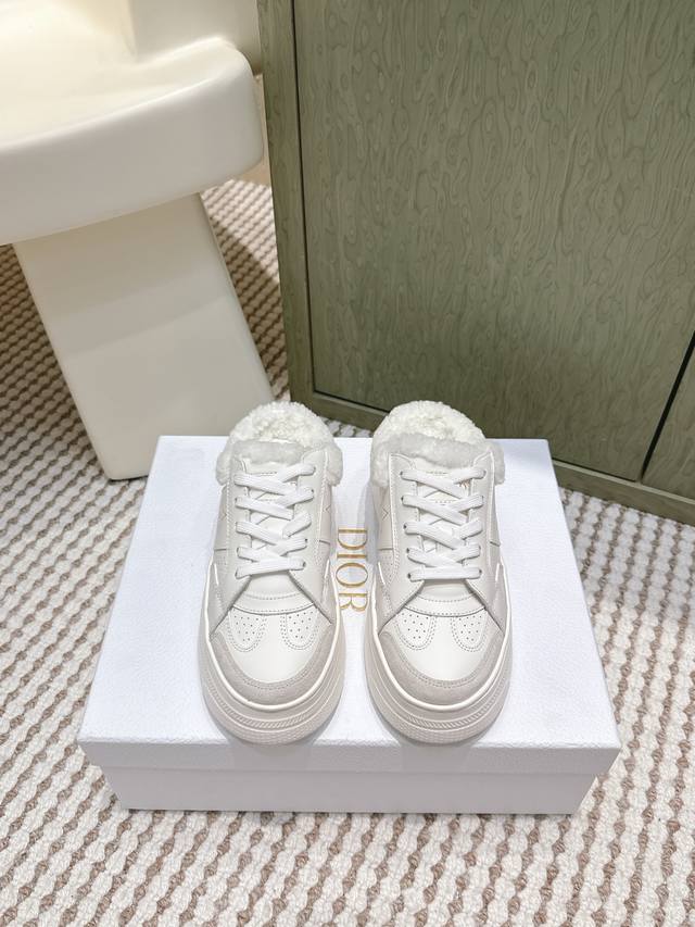 High-quality Dior Star sneakers (half-slip-on style) - These Dior Star sneakers High-quality Dior Star sneakers (half-slip-on style) - These Dior Star sneakers