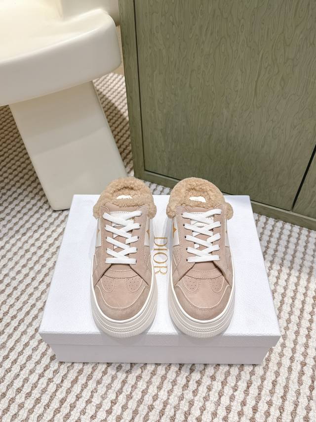 High-quality Dior Star sneakers (half-slip-on style) - These Dior Star sneakers High-quality Dior Star sneakers (half-slip-on style) - These Dior Star sneakers