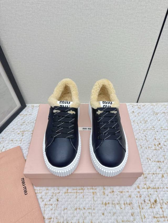 High-quality factory-made Miumiu 2025 Autumn/Winter new wool platform biscuit sh