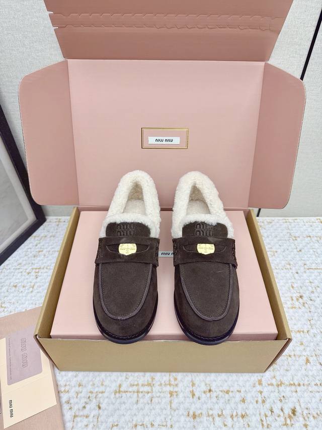 High-quality factory version Miu Miu Fall/Winter latest coin loafers, furry shoe High-quality factory version Miu Miu Fall/Winter latest coin loafers, furry shoe