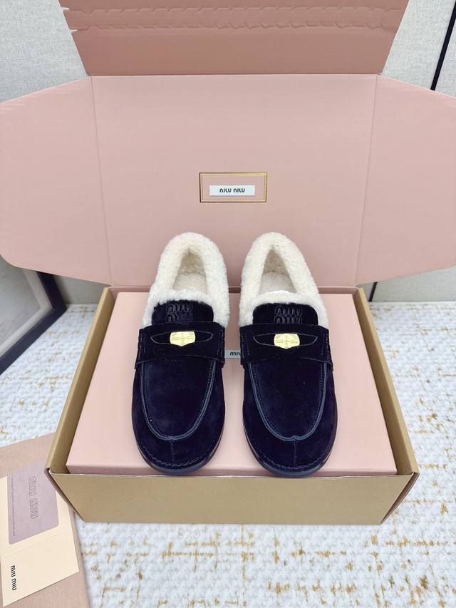 High-quality factory version Miu Miu Fall/Winter latest coin loafers, furry shoe High-quality factory version Miu Miu Fall/Winter latest coin loafers, furry shoe