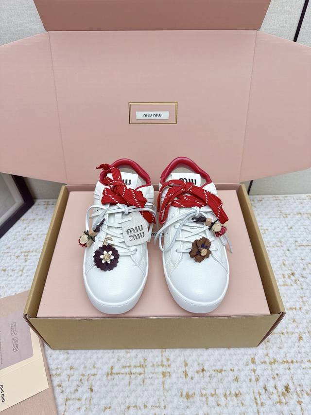 High-quality factory-made Miu Miu 26Ss thin-soled biscuit sole spring/summer new High-quality factory-made Miu Miu 26Ss thin-soled biscuit sole spring/summer new