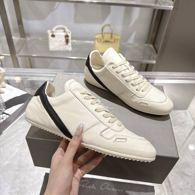 Rick Owens, Couple Sizes: Women's: 35~39, Women's 40, 41, 42, 43 (Custom sizes,