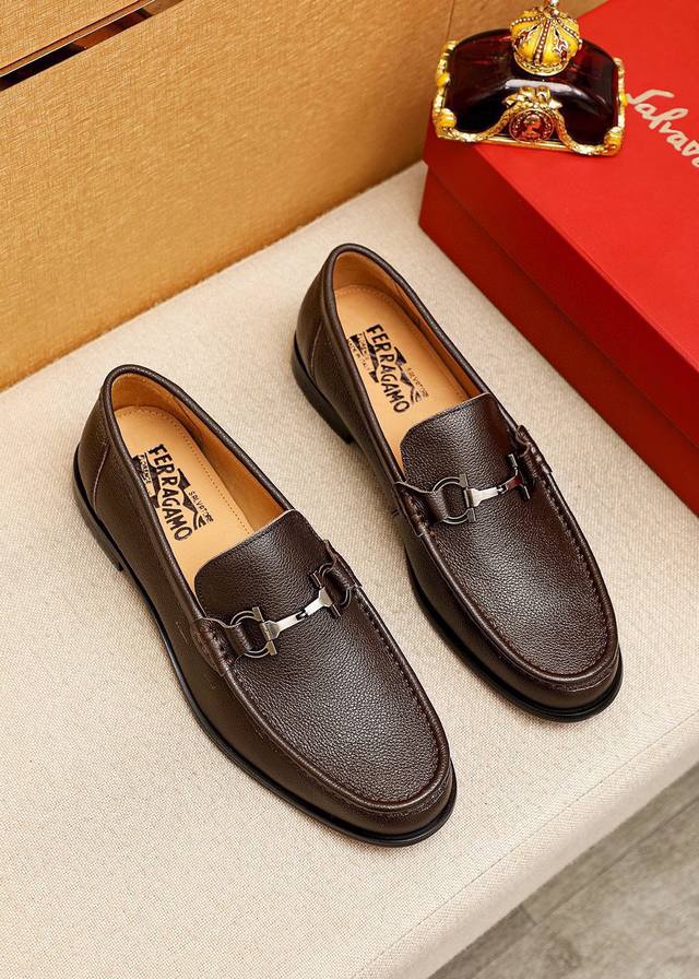 Product Trademark: Ferragamo Casual Leather Shoes True Sizes: 38-44, 45-46 (Cus
