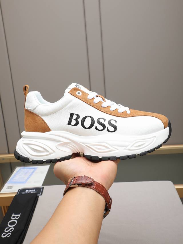 Boss, a top-tier fashion brand, presents a men's shoe that can complement variou