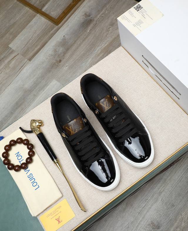 Factory Price p High-end Louis Vuitton, Milan Fashion Show Style, LV Logo, High