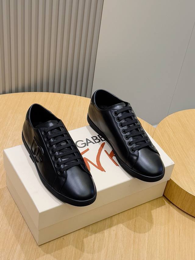 Dolce & G Men's Calfskin Sneakers Portofino Yacht Footwear, simple and versatile