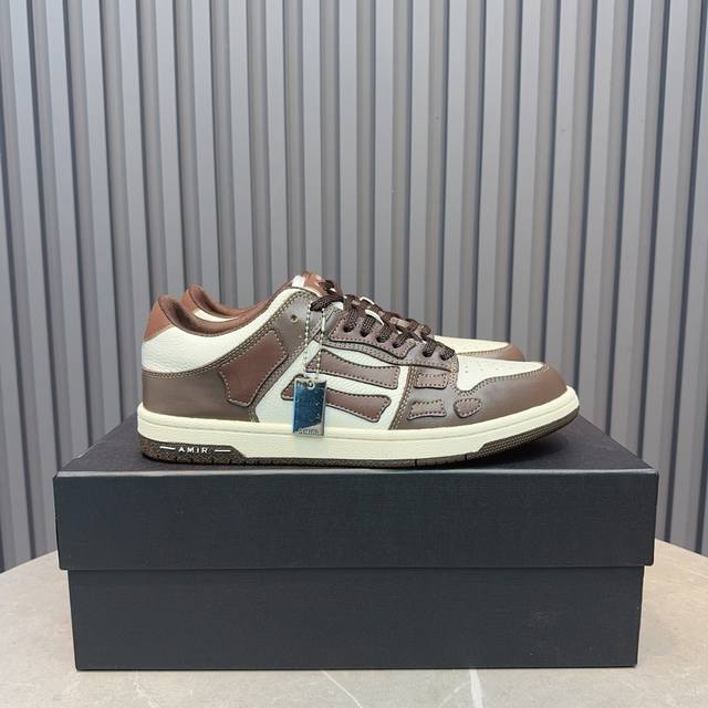 Real Price. Amiri's popular couple's bone shoes. A leader in casual fashion. Exc