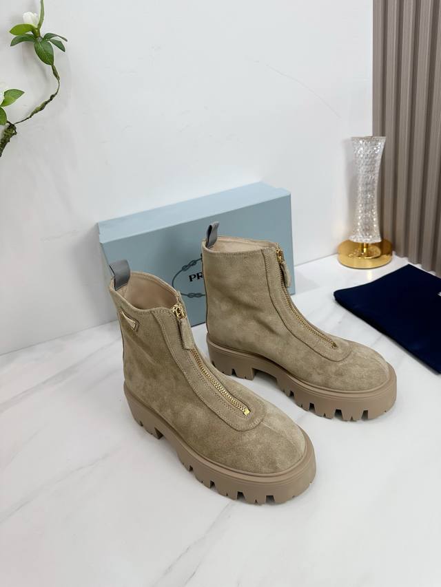 Factory Direct Release 2025 Sss: Prada's latest long and short boots, sandals,