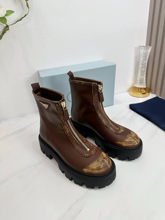 Factory Direct Release 2025 Sss: Prada's latest long and short boots, sandals,