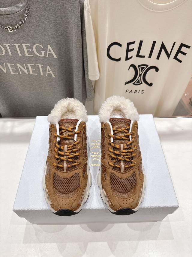 High-quality market version with wool lining. Dior 2025 Autumn/Winter new thick