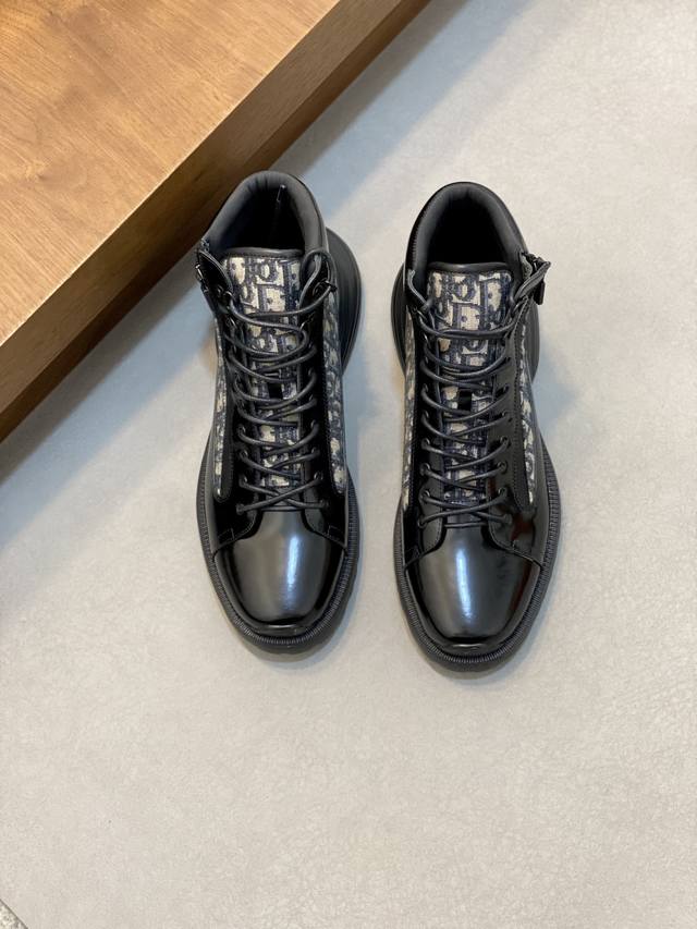 Dio* Dior Fall/Winter Luxury Men's Mid-Cut Ankle Boots, handcrafted with importe