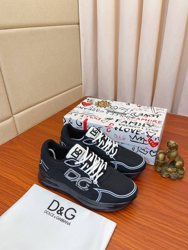 Price: Dg~ Men's casual shoes are now available. The upper is made of cowhide a