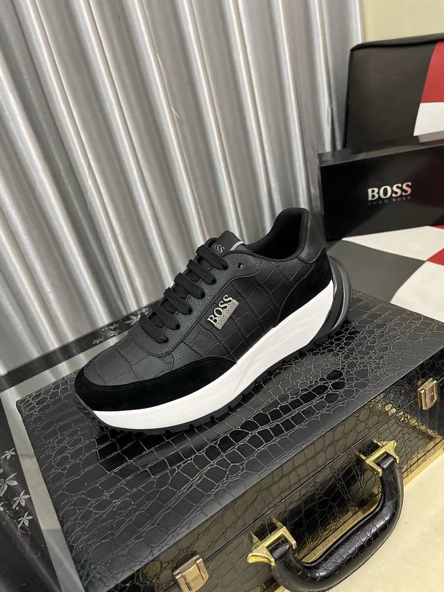 Factory Price (pp): Boos Men's Casual Shoes - Original Quality. The upper is ma