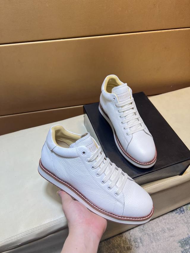 Lp Classic Loafers, an Italian gem brand, the only brand that can rival Herm