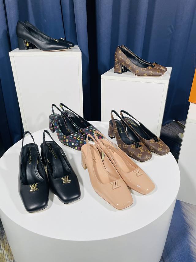 Heel height 5.5cm, 9.5cm. Two styles of open-back single shoes to choose from,