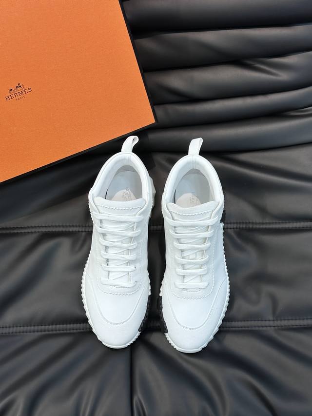 Autumn/Winter High-Top Men's Casual Sneakers, crafted from imported top-grain c