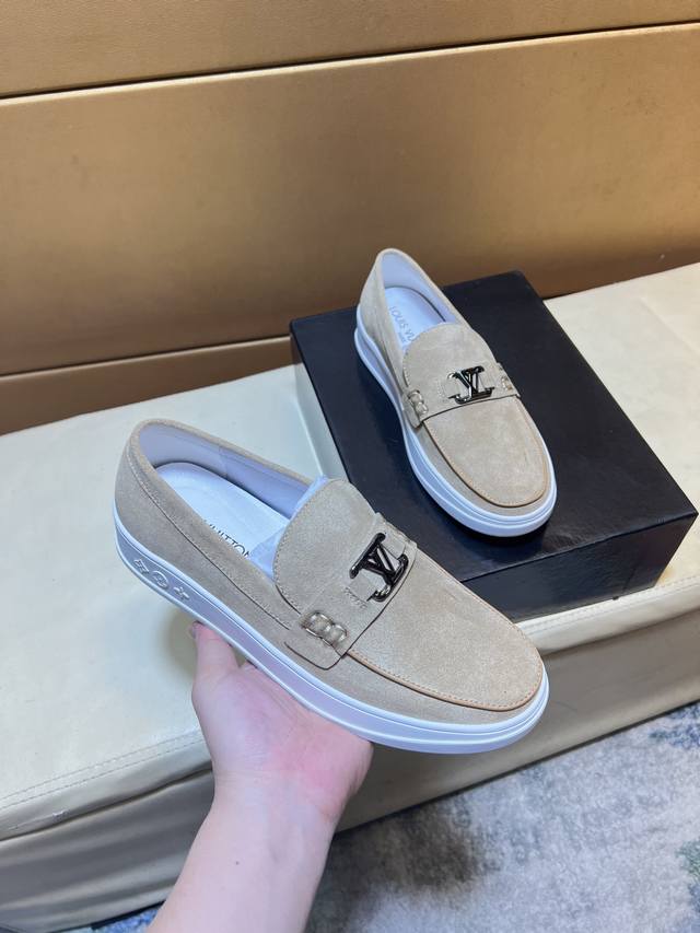 Louis Vuitton Hong Kong Original Quality Loafers. Exquisite craftsmanship, high