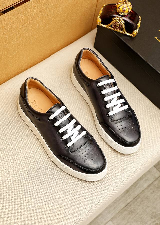 Berluti, a top-tier luxury brand, offers the latest fashionable casual shoes. Th