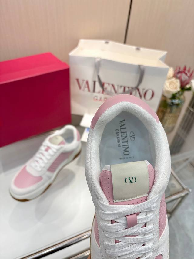 Sold at the original price! Valentino Joie De Jouer series platform loafers, cas