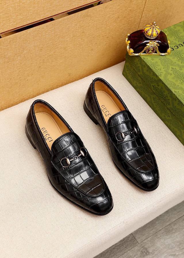 Product Trademark: Gucci Casual Leather Shoes True to Size: 38-44, 45, 46, 47 (