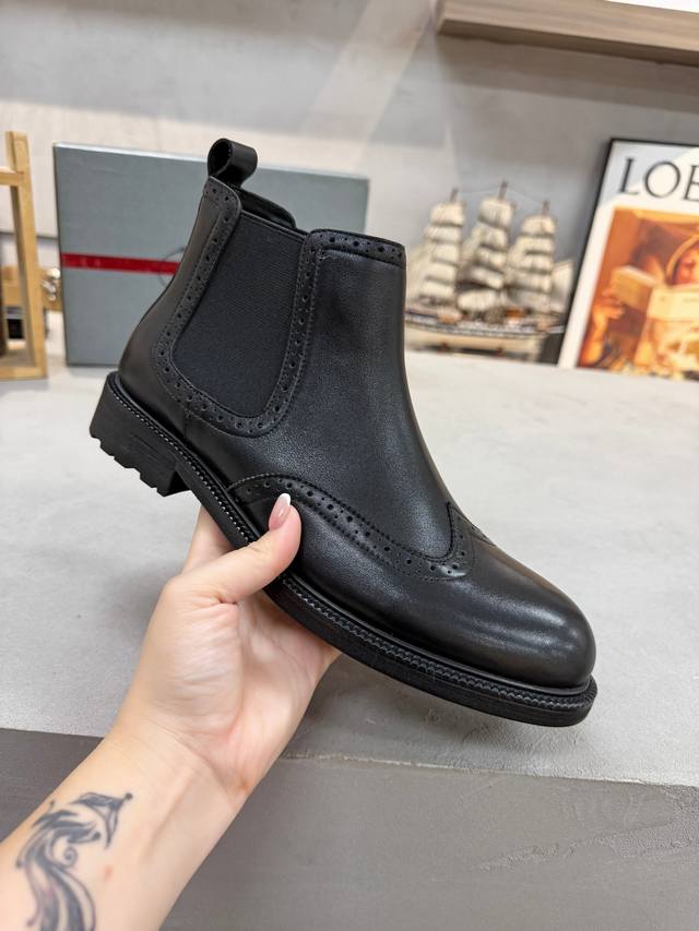 Factory Price (pp): 2025 Latest Men's Round Toe Ankle Boots Material: Imported