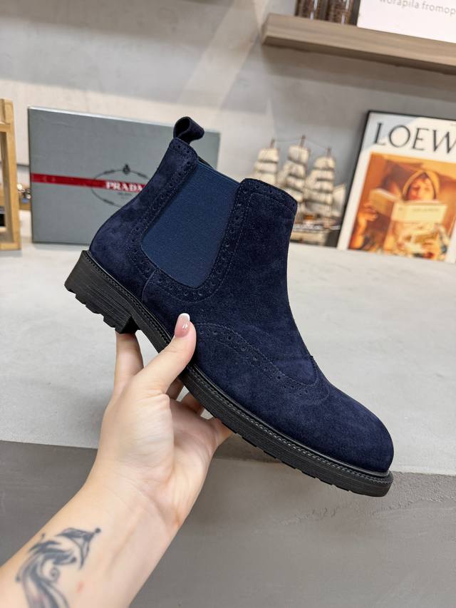 Factory Price (pp): 2025 Latest Men's Round Toe Ankle Boots Material: Imported