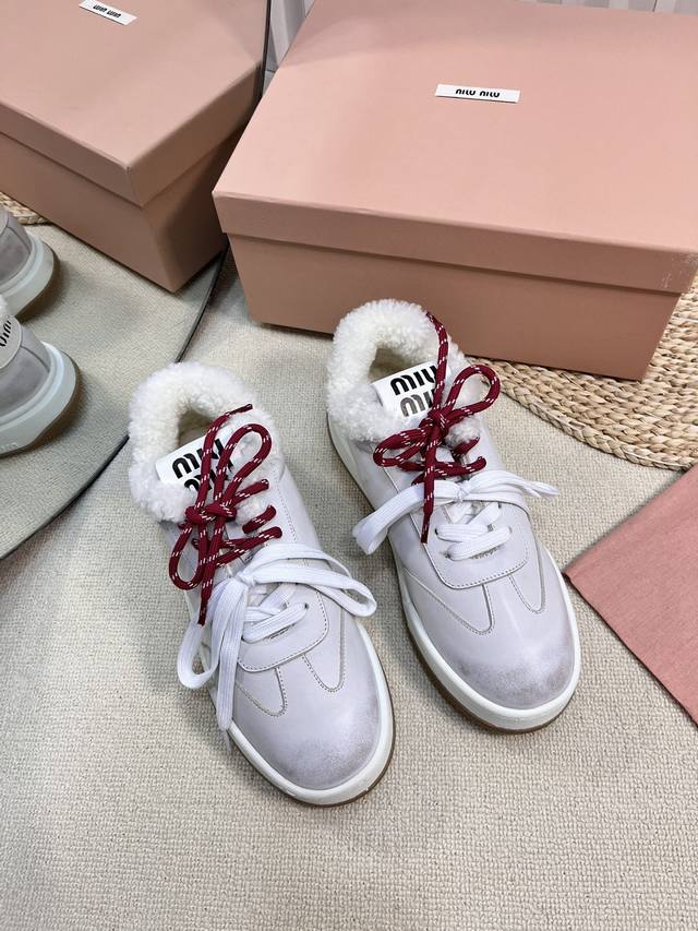 Miu Fw24 New Arrival