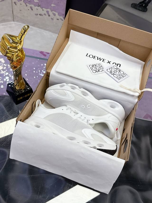 Factory Price: Loewe X On 3.0 Latest Hot Model Official: Onrun Collaboration Cou