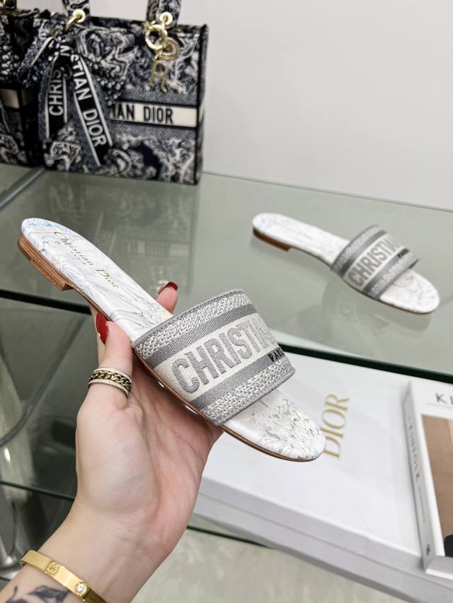 Flat mid-heel 190 Dior latest Cd model, highest quality 1:1 original, extremely