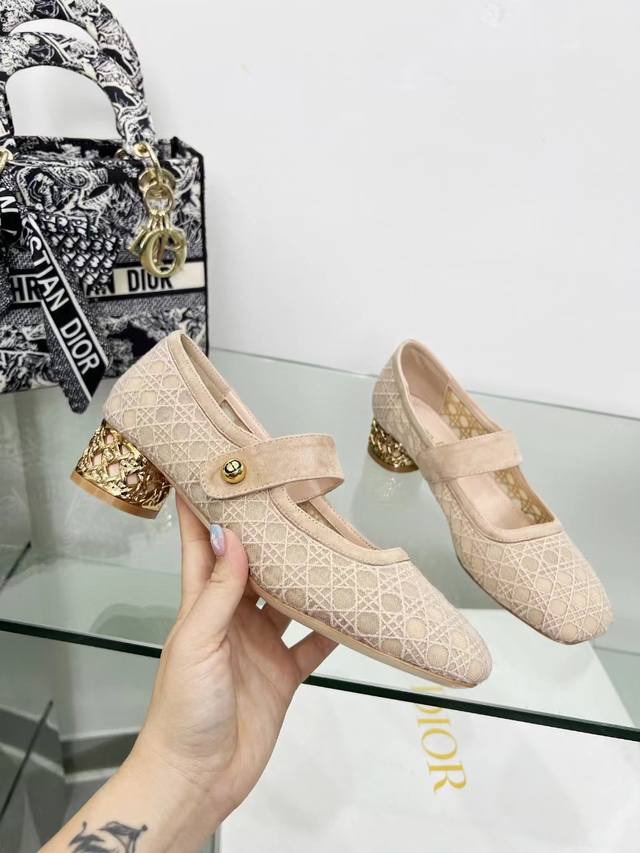 Autumn/Winter New Icon Series Cannage Jacquard Embroidered Elegant Women's Shoe