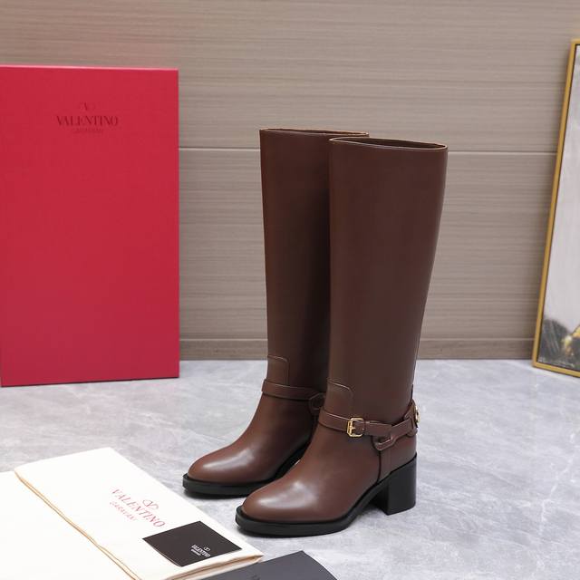 Retail-grade 25Ss Autumn/Winter New Valentino Round Toe V-Buck Riding Boots Vale