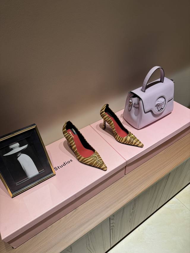 Factory direct price women's clothing, shoes, sportswear original single item F