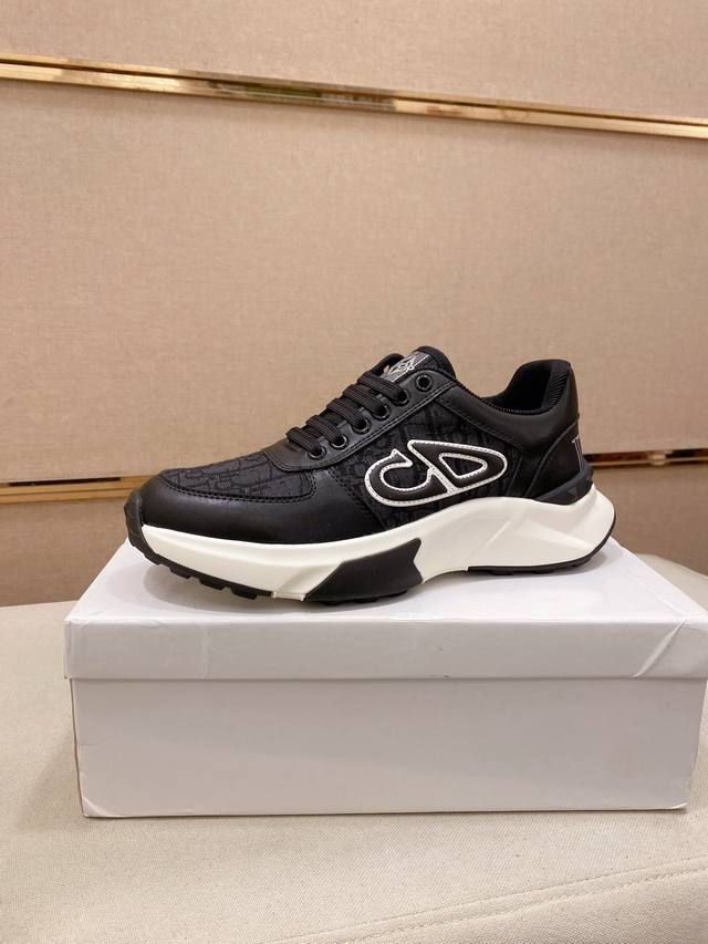 Factory direct price for men's sports shoes, original Dior D style, new arrival