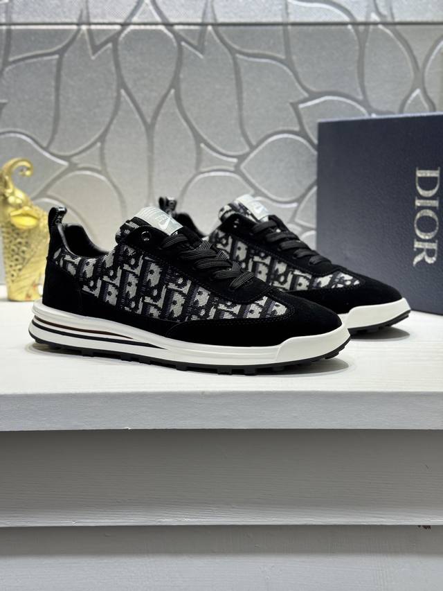 Factory direct price for men's sports shoes, original Dior men's shoes, latest